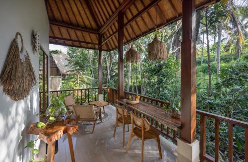 Pengosekan Villa | Jungle Paradise Suite