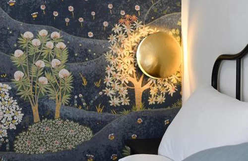 Old Town Apartment | Jungle spa Loft Private Wellness Perugia Downtown