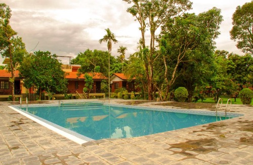 Sauraha Resort | Jungle World Resort