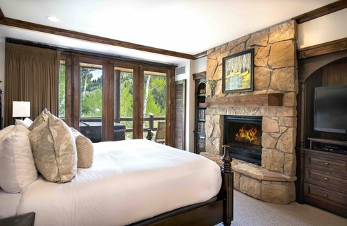 Deer Valley Hotel | Junior King Suite 1 Bedroom Hotel Room by RedAwning