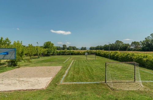 Castiglione del Lago Apartment | Junior Suite by Interhome
