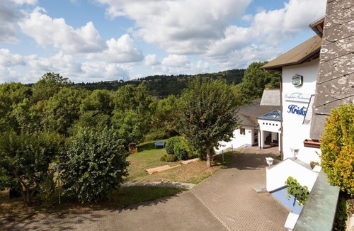 Idar-Oberstein House | Junior Suite shower/WC - Berghotel Kristall