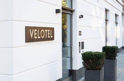 Bad Saarow Apartment | Junior Suite - Velotel Bad Saarow