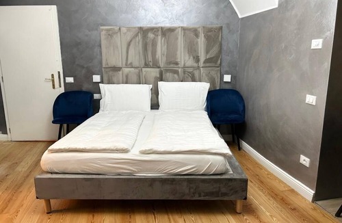Lavis Bed & Breakfast | Junior Suite with In-Room Jacuzzi