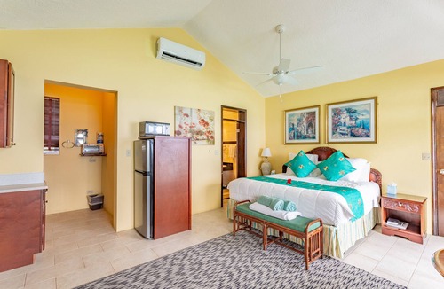 Cart Path Hotel | Junior Suite with Kitchen