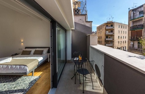 Old Town Apartment | Junior Suite with Terrace - A wisp of smoke