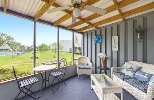 Stevensville Ski Chalet | Juniper Presents: Chalet #68 Nr Beach, Play Area & Amenities