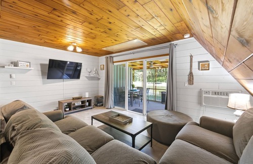 Stevensville Ski Chalet | Juniper Presents: Chalet #96 Pondside Chalet & Resort Perks
