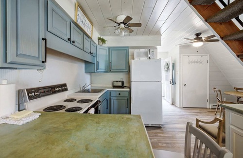Stevensville Ski Chalet | Juniper Presents: Chalet #95 The Triangle House & Resort Amenities