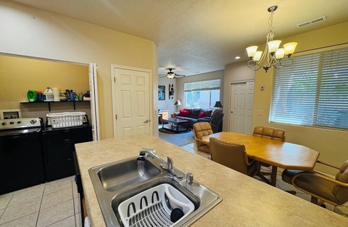 Mesquite Condo | Juniper Retreat | Ground 2BR Pet-Friendly + over $500 in complimentary activities!