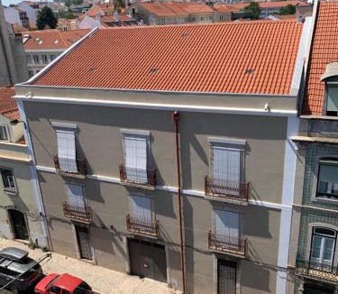 Belem Villa | Junqueira Gardens - Casa Antiga Jardim e Piscina