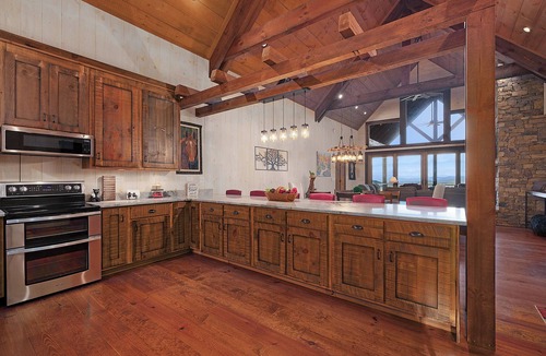 Ridgeline Vistas Cabin | Jupiter on the Mountain