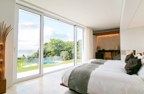 Ishigaki Hotel | Jusandi