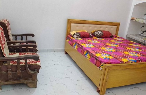 Faizabad Hotel | Just 50 Meters from RamMandir’sHeart–Where Comfort Meets Convenience,Guaranteed!