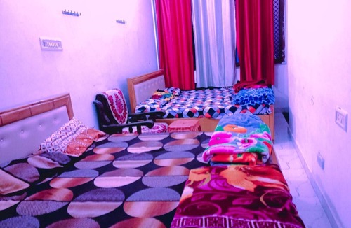 Faizabad Hotel | Just 50 Meters from RamMandir’sHeart–Where Comfort Meets Convenience,Guaranteed!