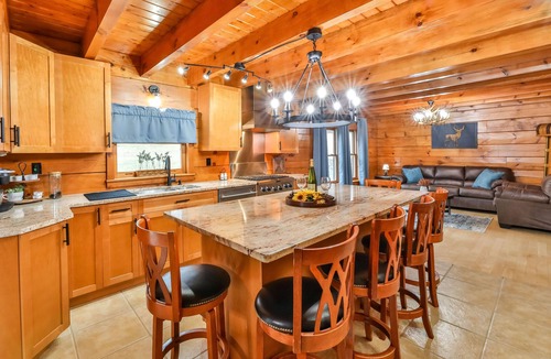 Windham Cabin | Just 6 minutes from Windham Mountain