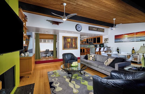 Solana Beach Condo | Just a few steps to stairs to ocean! Gated. The Sanctuary at South Sierra