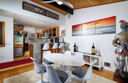 Solana Beach Condo | Just a few steps to stairs to ocean! Gated. The Sanctuary at South Sierra