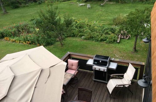 Stockbridge House | Just a min from Downtown Stockbridge on 11 Acres