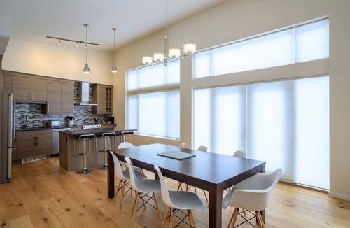 Golden House | Just completed 4 bedroom, 5 bathroom modern Town home, pool table, sleeps 10
