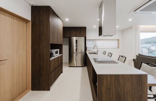 Ansan House | Just Spring, Daebudo