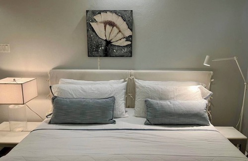 Playa Sardinas I Bed & Breakfast | Just steps away from a tropical garden with mango trees and tropical fruits