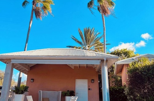 Playa Sardinas I Bed & Breakfast | Just steps away from a tropical garden with mango trees and tropical fruits