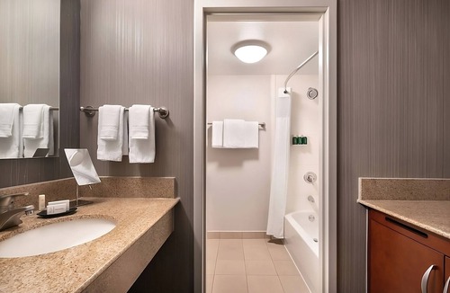 Camelback East Hotel | Just What You Were Looking For! 3 Posh Rooms, Pet-Friendly, with Outdoor Pool!