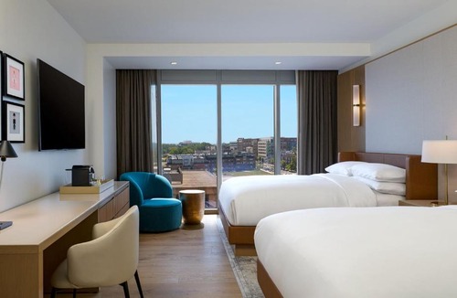 Reston Hotel | JW Marriott Reston Station