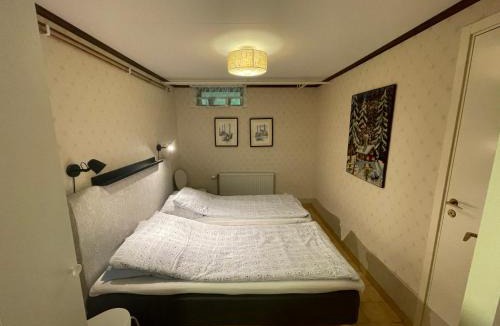 Gusum Apartment | Källarlägenhet Centrumvägen Gusum