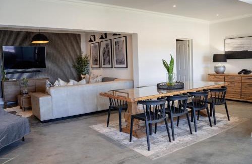 Springbok House | Kénosis Guest Farm Main House