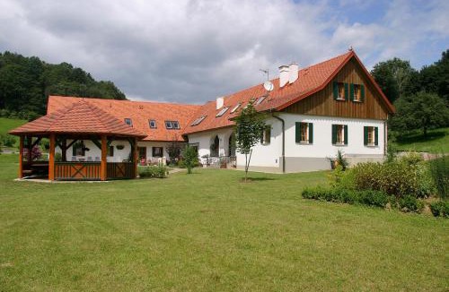 Gemeinde Hohenbrugg-Weinberg House | Kürbishof Gartner