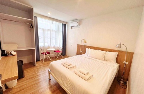 Khlong Toei Nuea Hotel | K Home Asok