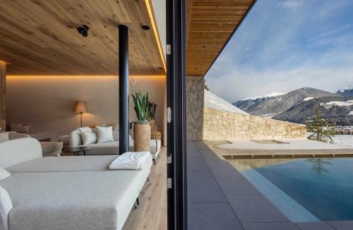 Sorafurcia Ski Chalet | K Lodge View