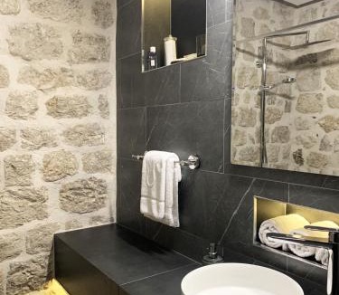 Kotor Old Town House | KAŽIN supreme