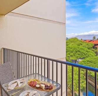 Lahaina Apartment | Kaanapali Shores Studio #642