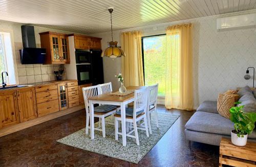 Bredsjo House | Kaffestugan