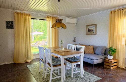Bredsjo House | Kaffestugan