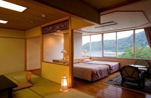 Sumoto Onsen Hotel | Kaigetsukan