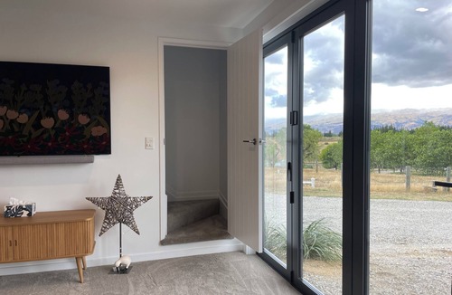 Clyde House | Kaihanu Lodge Luxury Suites for 4