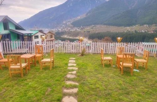 New Manali Resort | Kaira huts