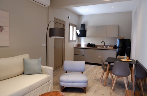 Barbati House | Kaiser Luxury Suites