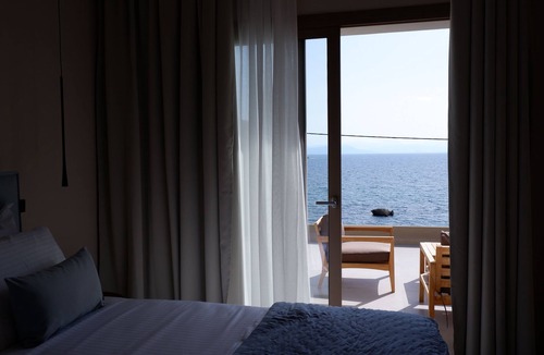 Barbati House | Kaiser Luxury Suites