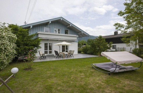 Oberaudorf Cottage | Kaiserblick Comfortable holiday residence