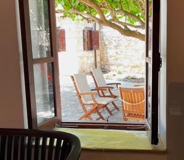 Amargeti Bed & Breakfast | Kaizer Suites