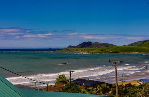 Kaka Point Hotel | Kaka Point Motels