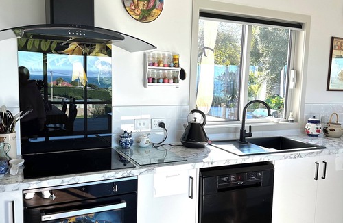 Kakanui House | Kakanui Coastal Living with Panoramic Ocean Views