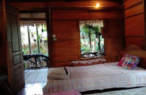 Puok Hotel | Kakrona Pouk Homestay