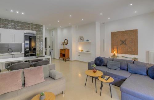 Itea Apartment | Kalafatis Downtown Apartment