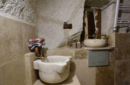 Nar Hostel | Kale House Nar